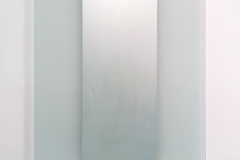 Dahlhausen_Ueber-die-Sichtbarkeit-IV-2004-sandgestrahltes-Spiegelglas-114x108cm-frontal