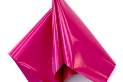 Kirstin Arndt, o. T., 2013, PVC (magenta), 2 Ösen, 1 Drehverschluss, ca. 65 x 75 x 23 cm (PVC 100 x 100 cm)